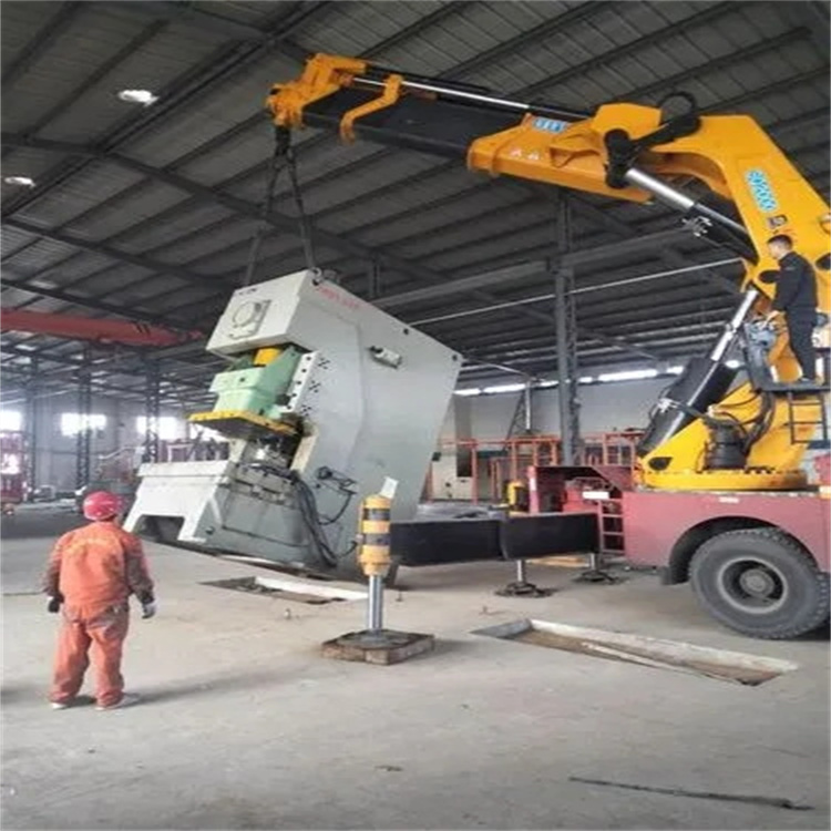 衡水桃城80吨折臂吊车出租附近电话